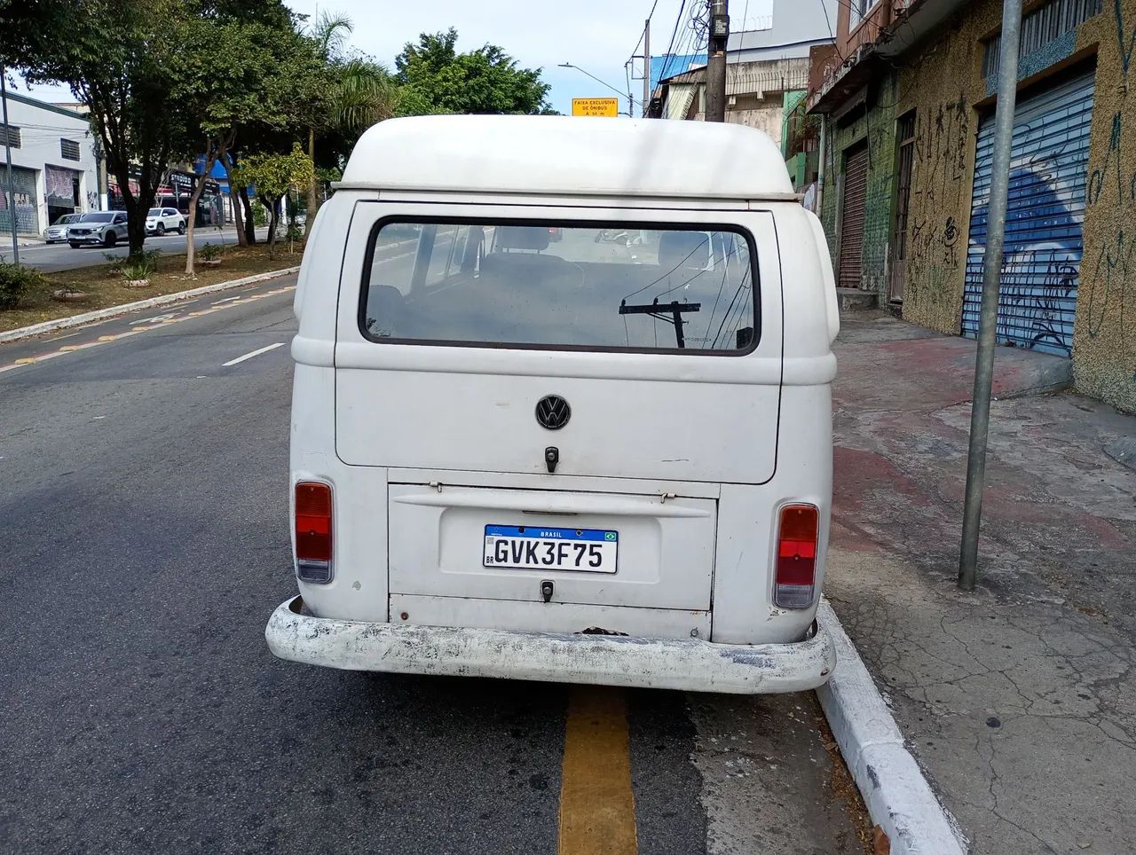 Volkswagen Kombi Kombi Standard/ Luxo/ Série Prata 1997