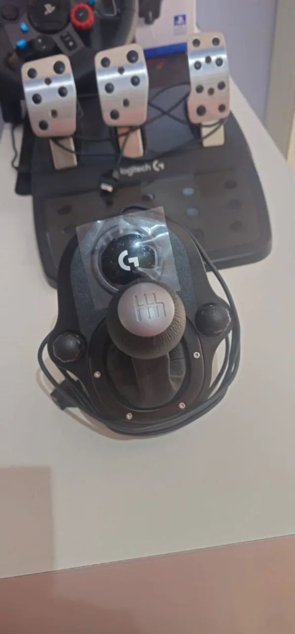 Volante Logitech G29 com Câmbio - Foto 4