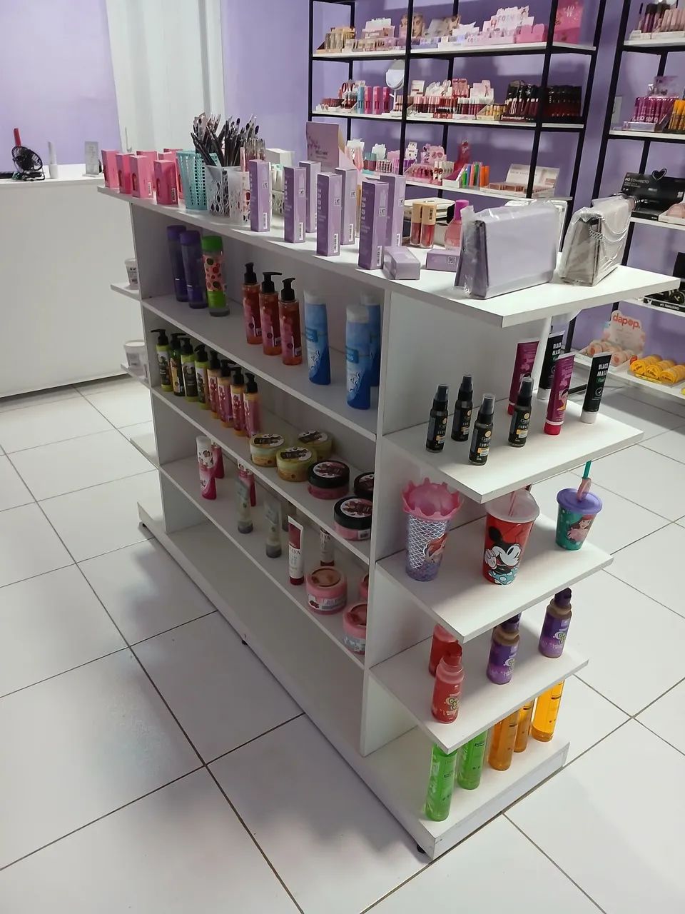 VENDO LOJA DE MAQUIAGEM E ACESSÓRIOS  - Foto 4