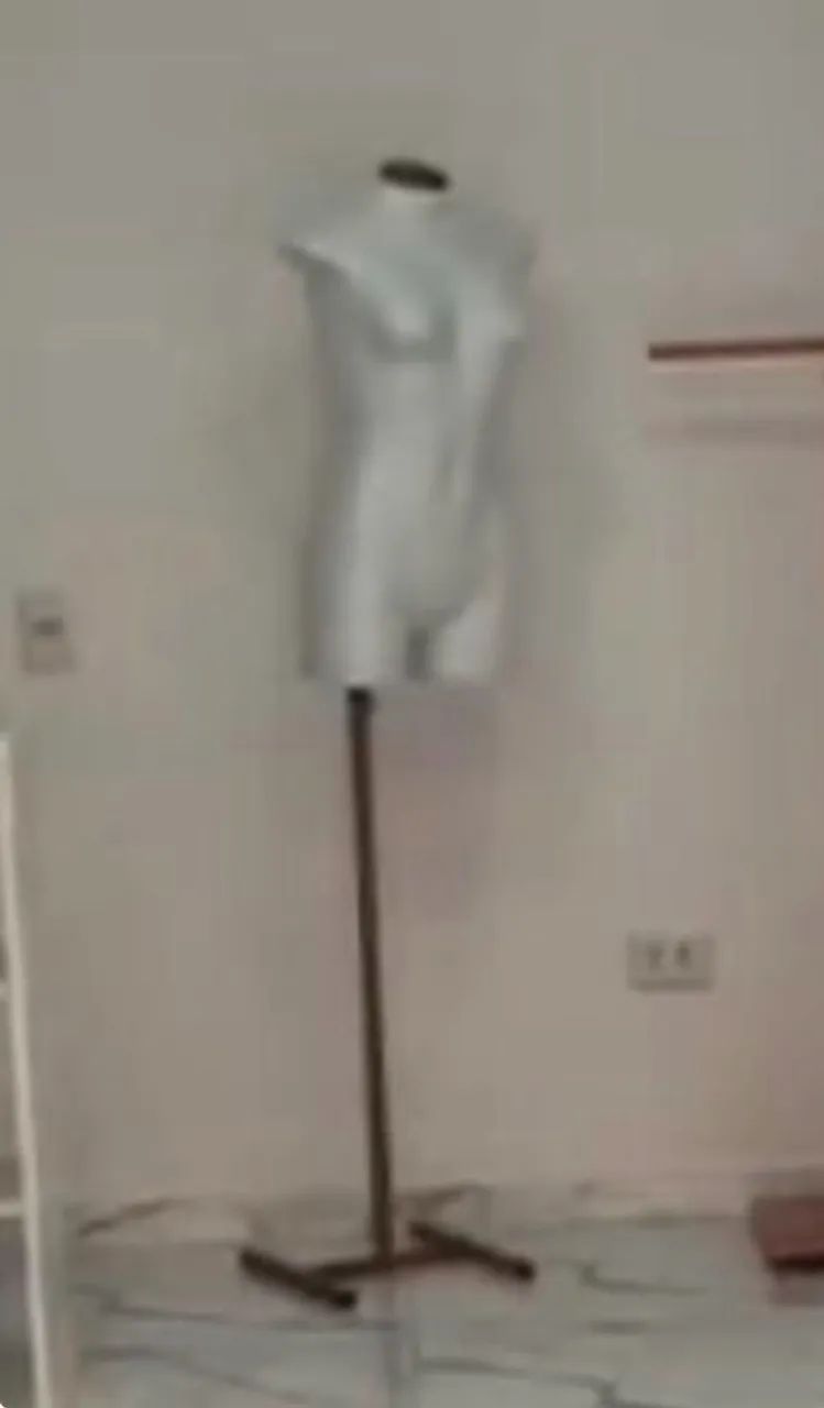 Busto de fibra PLUS E SLIM - Foto 4