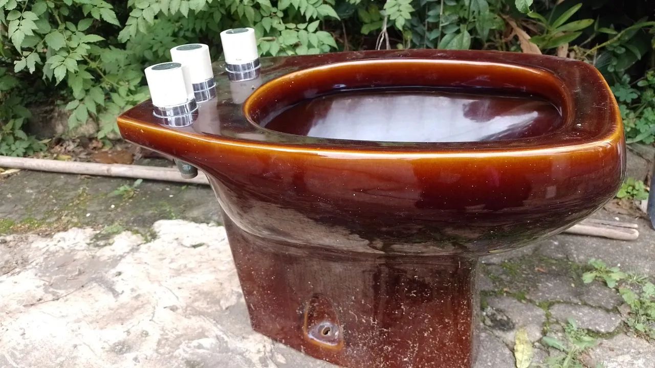 Bides e vasos sanitário  - Foto 3