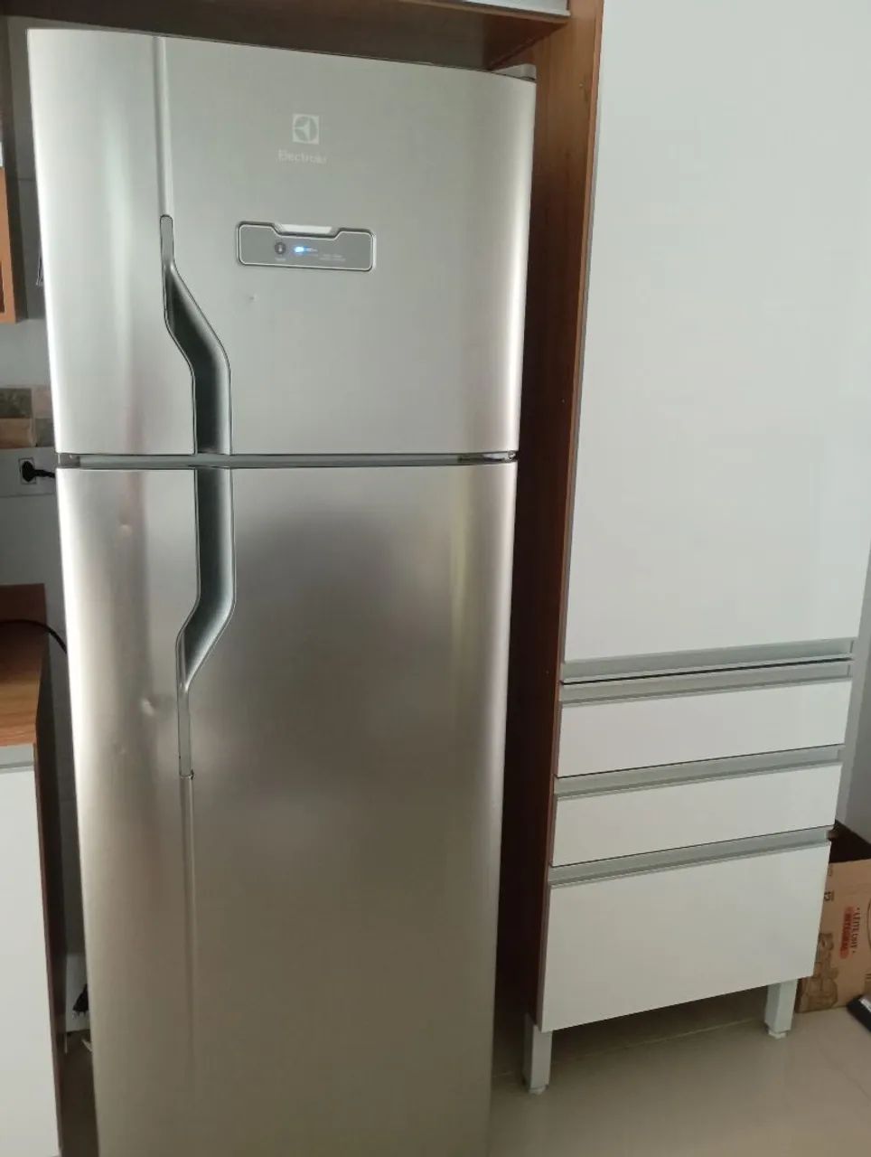 Vendo sofá com pouco tempo de uso 