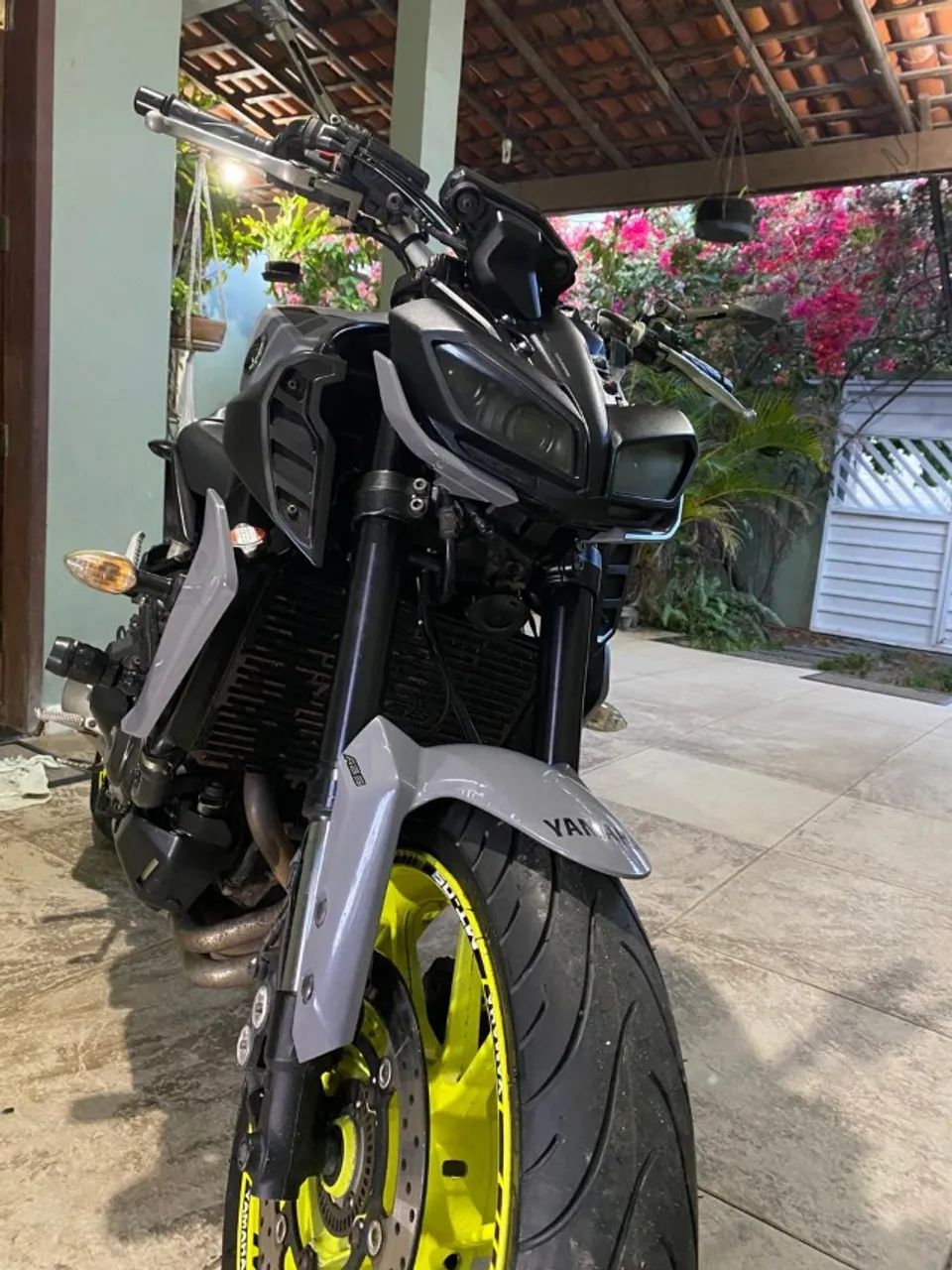 YAMAHA MT09  - Foto 3