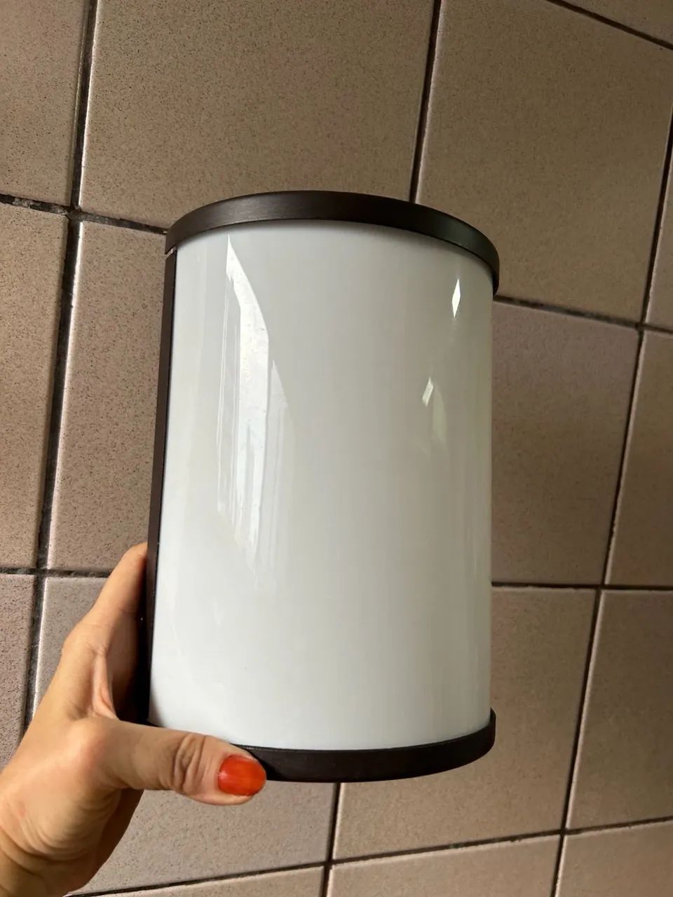 Arandela / Plafon Cilíndrico Branco e Preto