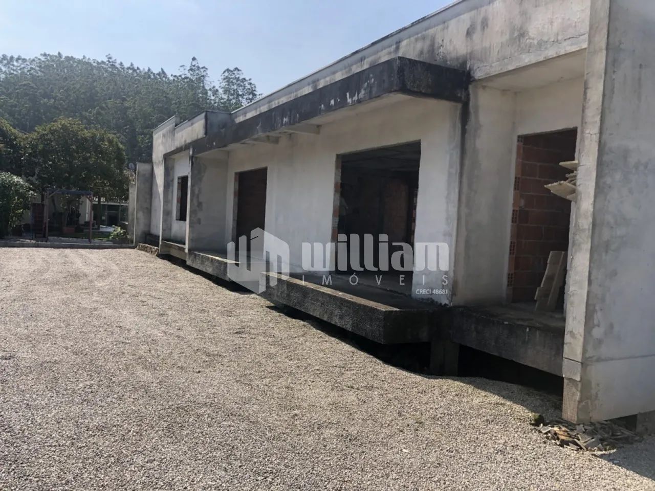 AMPLA CASA FALTANDO ACABAMENTOS - Foto 4