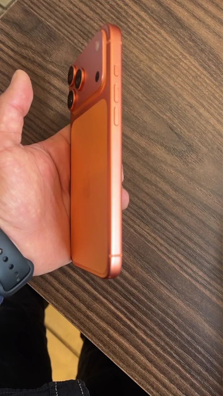iPhone 17 Pro Max 256GB - 97% de bateria - Foto 3