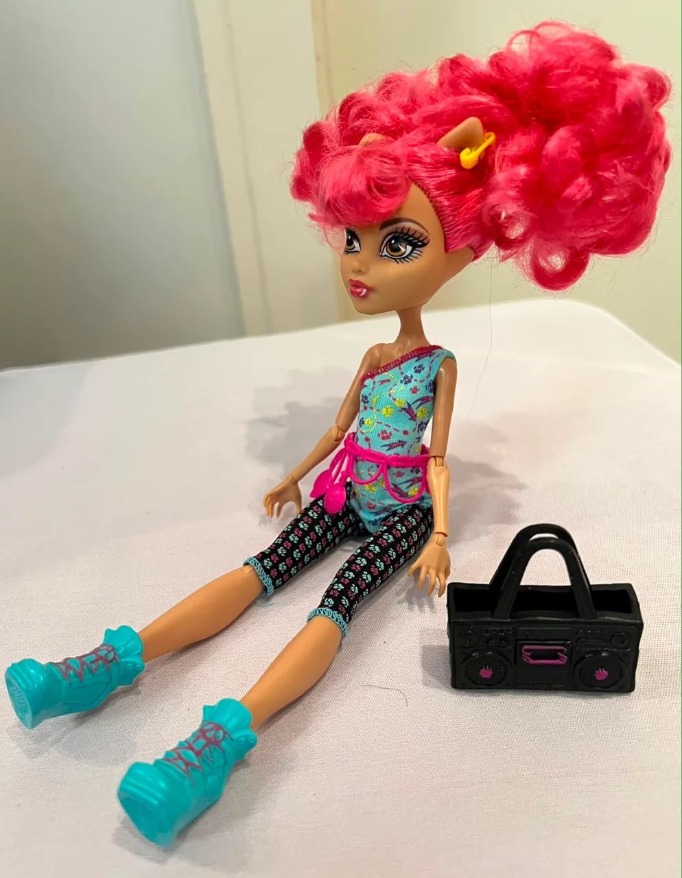 Boneca Monster High Howleen Wolf Dance Class G1 - Foto 4