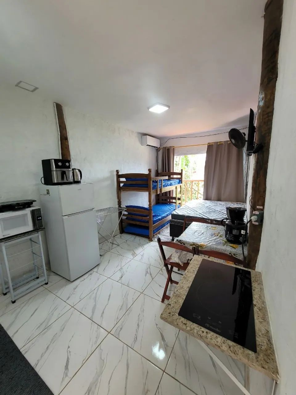 Acomoda 4 a 5 pessoas  - Foto 4