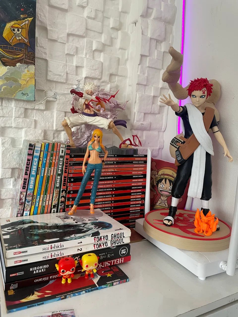 Action Figures e Mangás