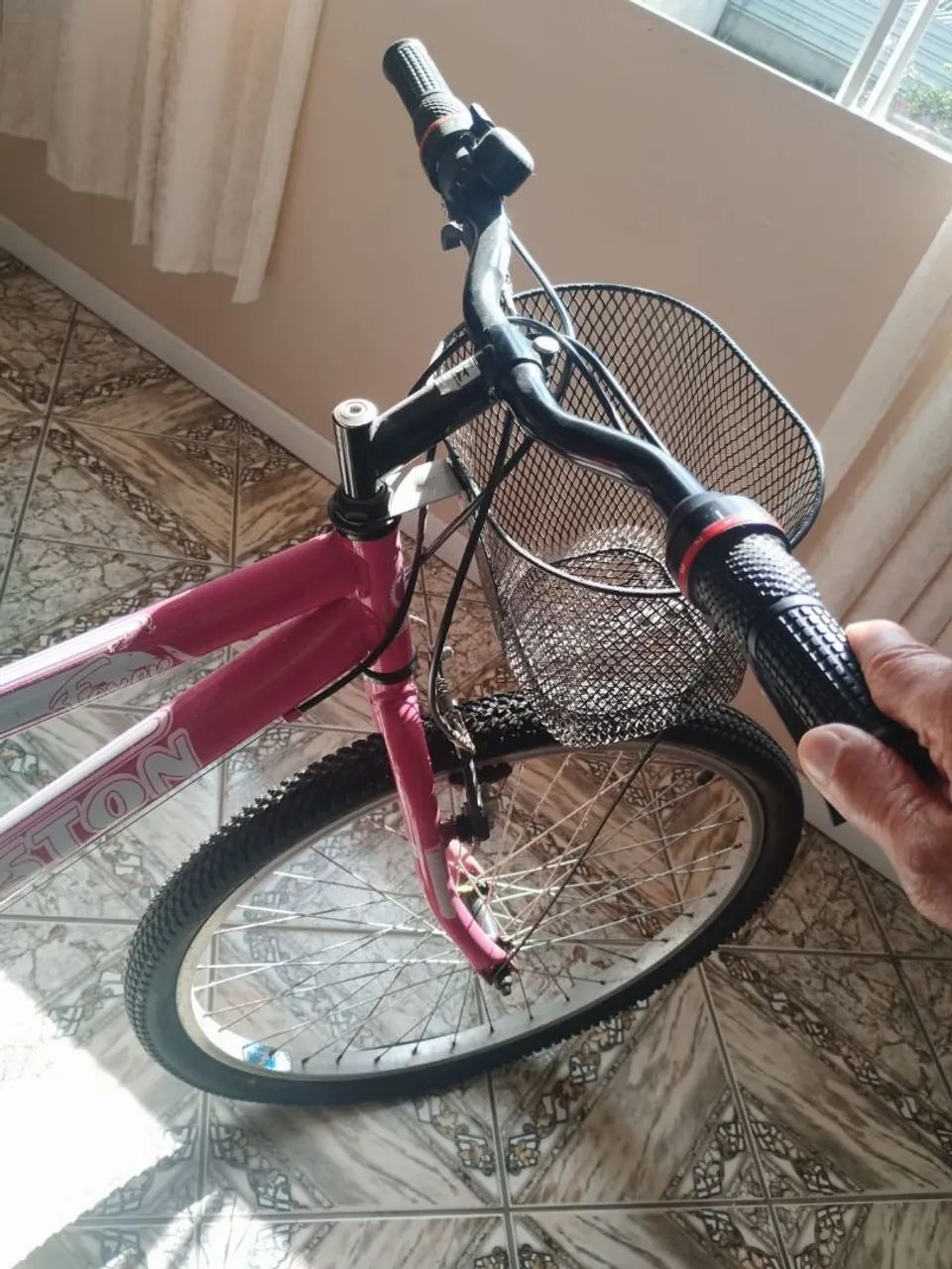 Bicicleta Houston semi nova 