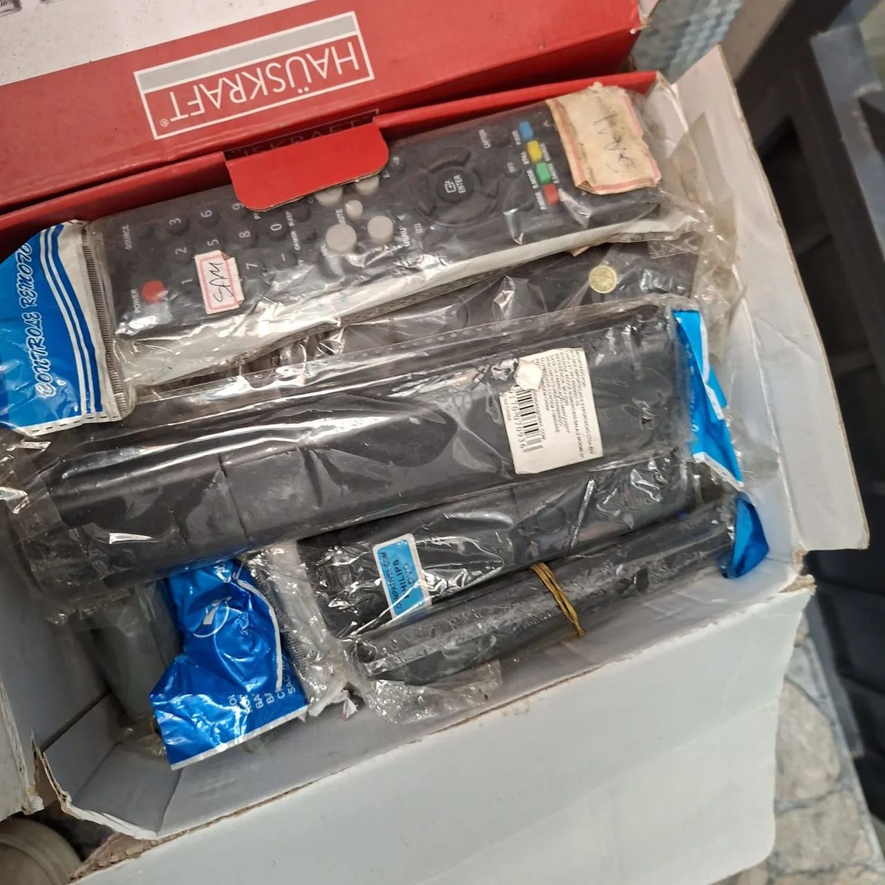 Mais de 1.000 controles para TVs  - Foto 2