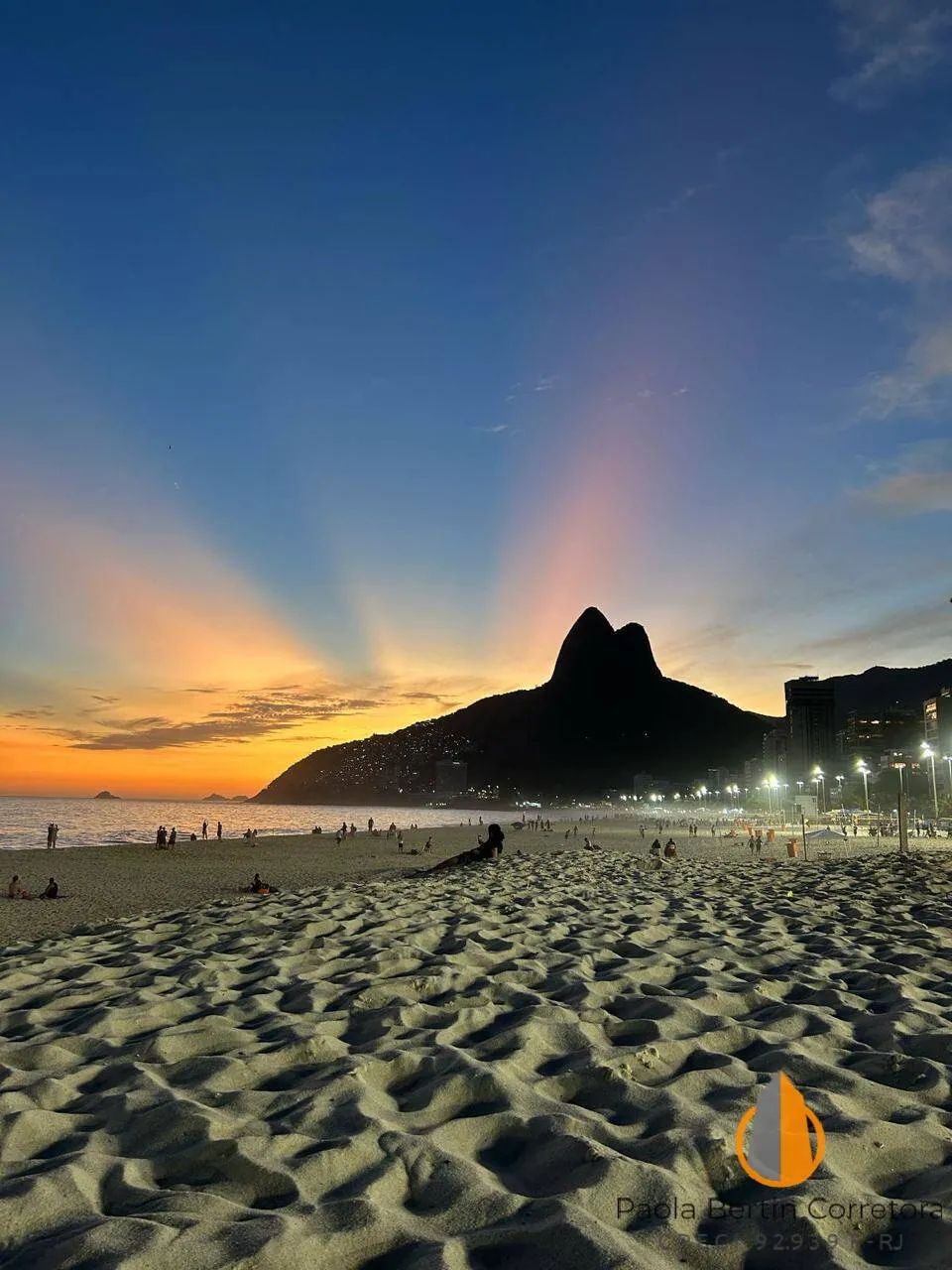 Cobertura Leblon 2 Quartos Duplex com Jacuzzi e Perto da Praia
