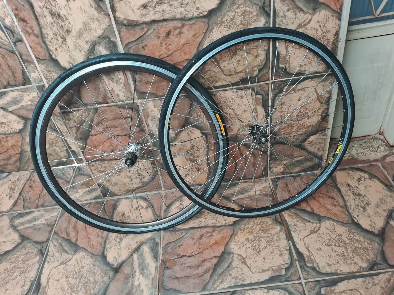 Rodas 700  - Foto 2