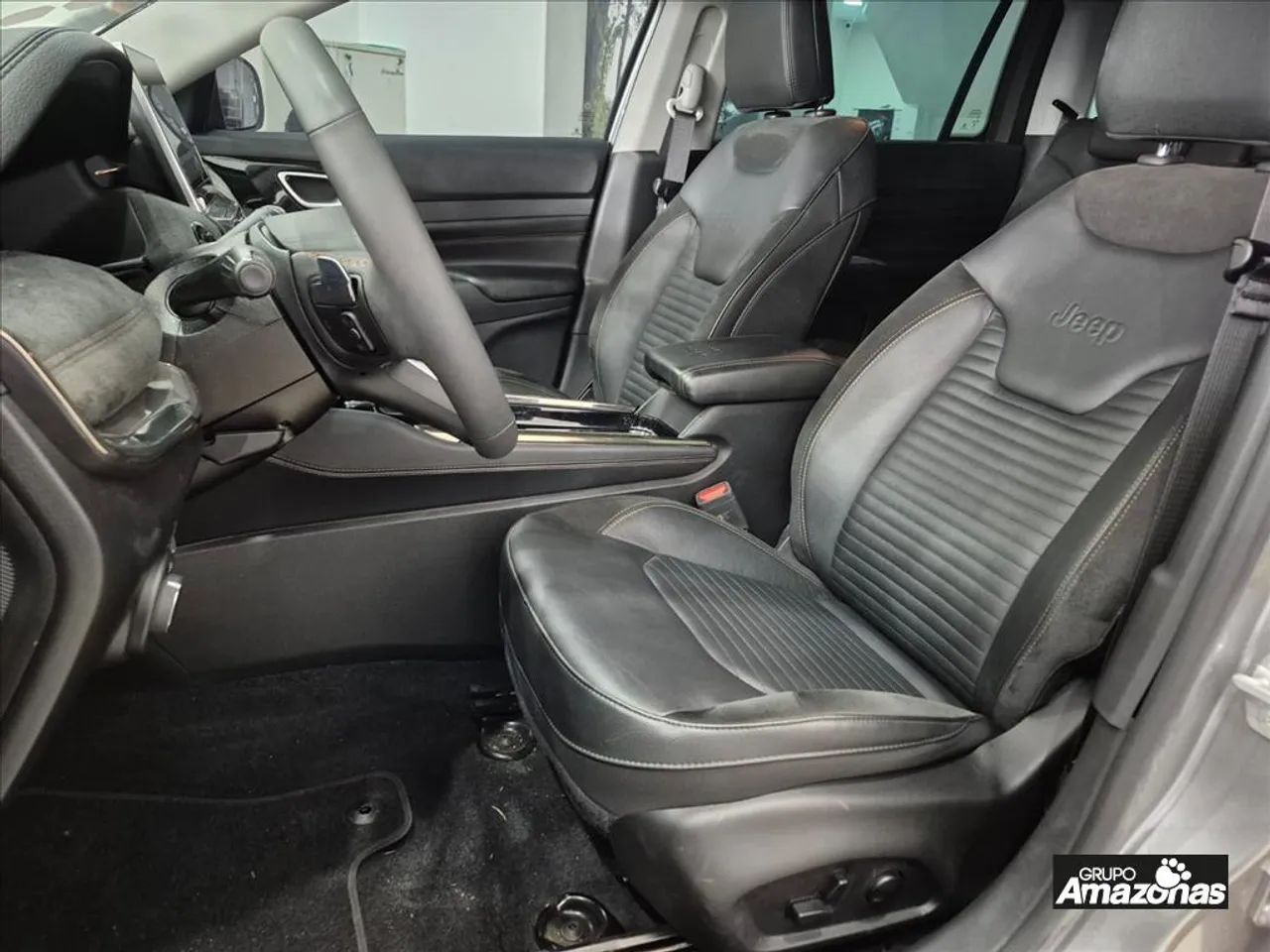 Jeep Commander Limited T270 1.3 TB Flex Aut., foto 7 de 20
