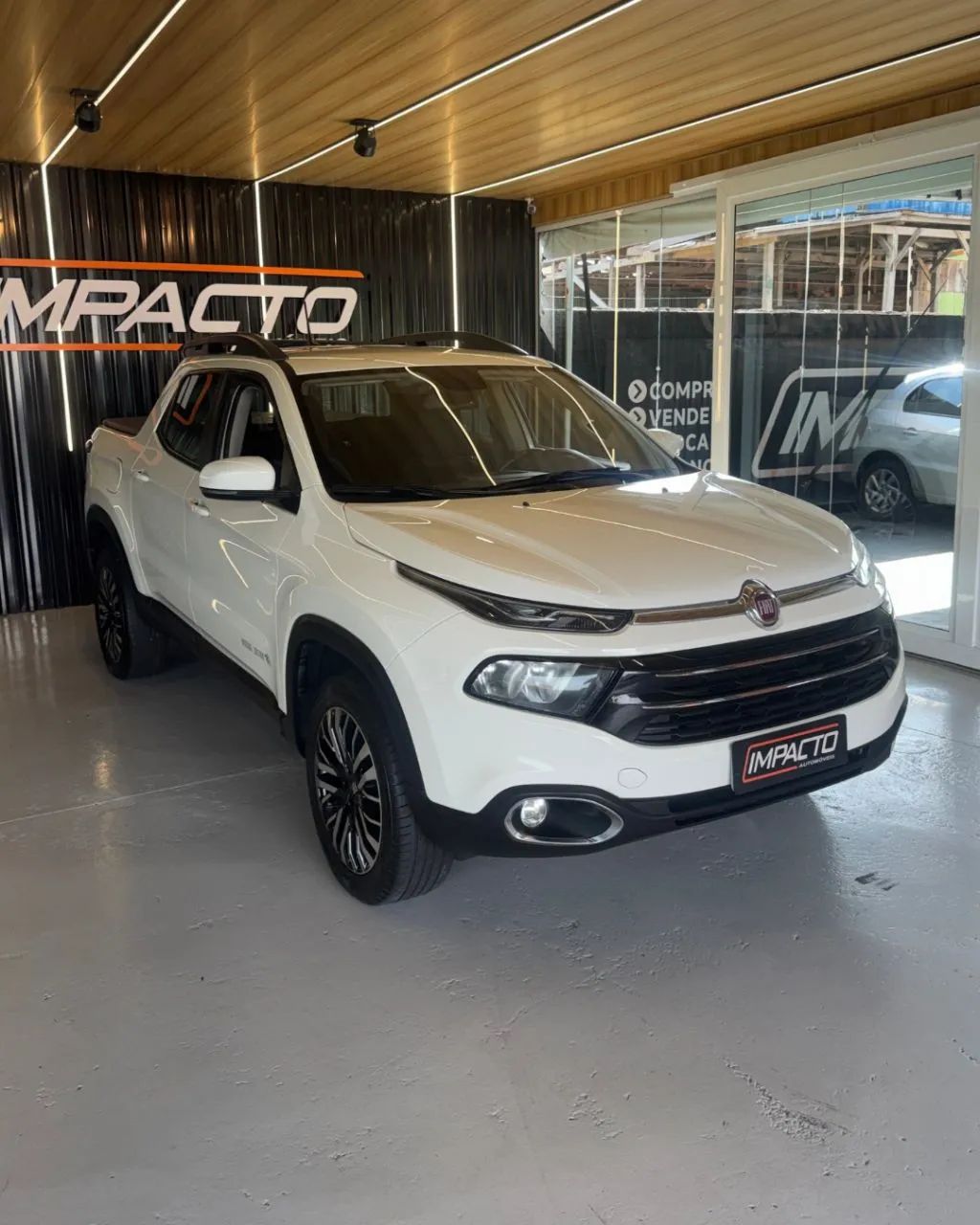 Fiat Toro Freedom 1.8 16V Flex Aut. 2017 - Foto 3