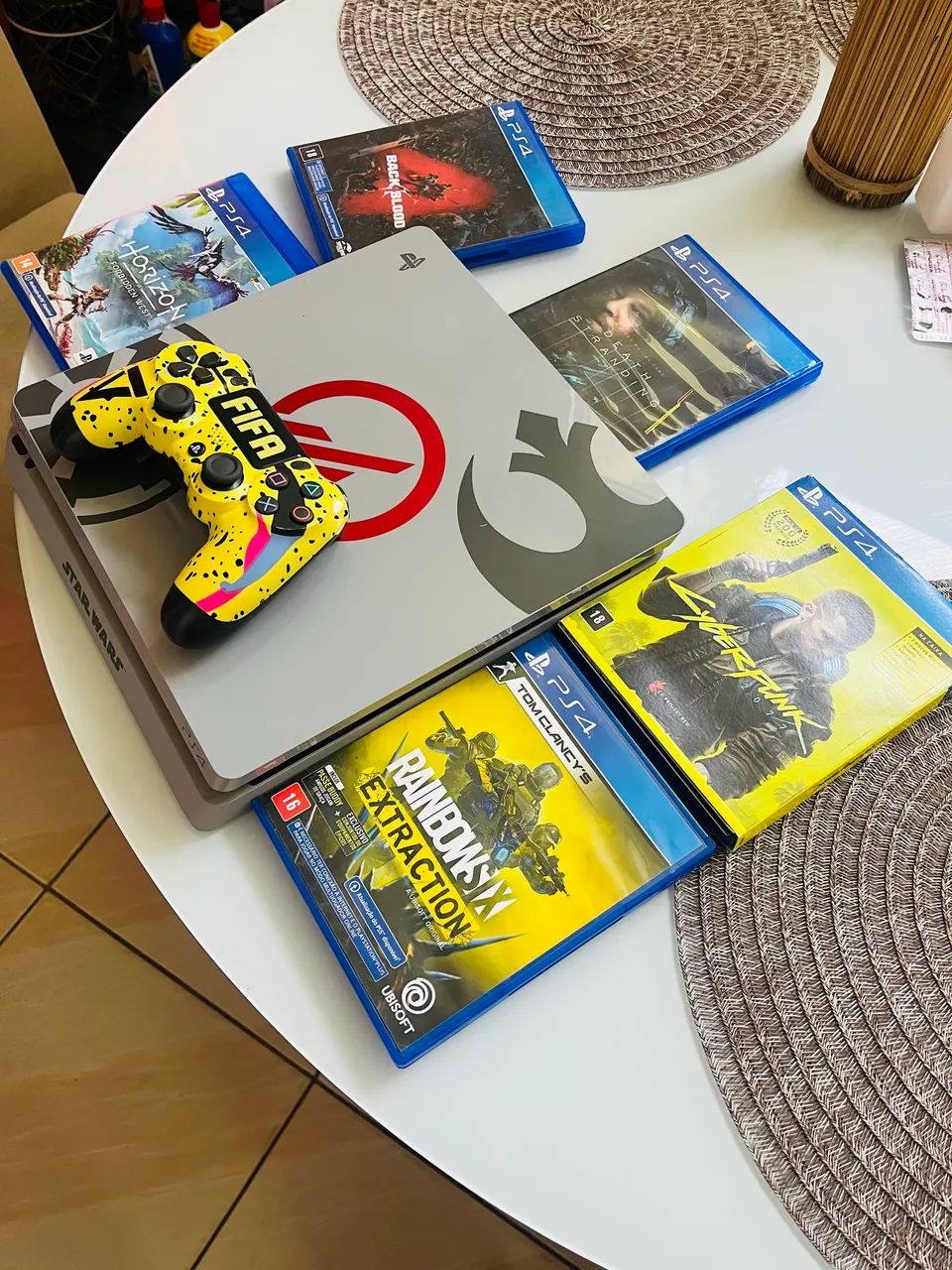 PlayStation 4 Slim - Foto 2