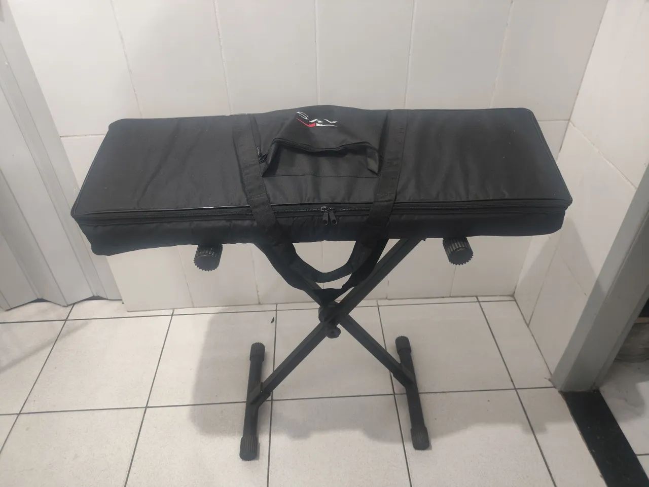 Teclado Revas com bag e tripé  - Foto 4