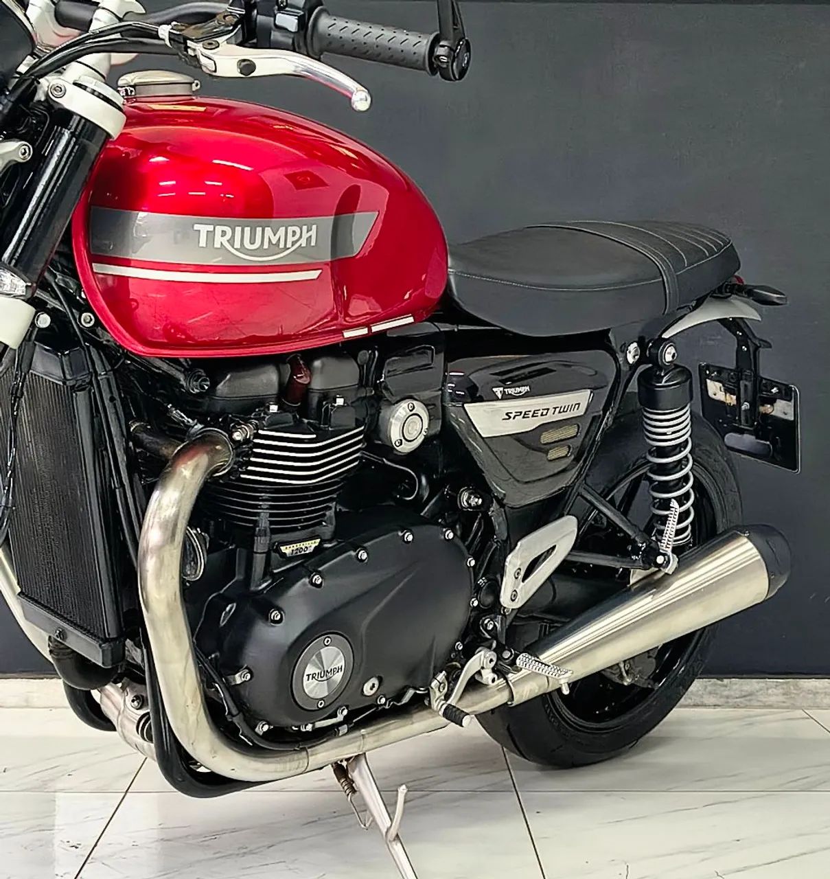 Triumph Speed Twin 1200 - Foto 5