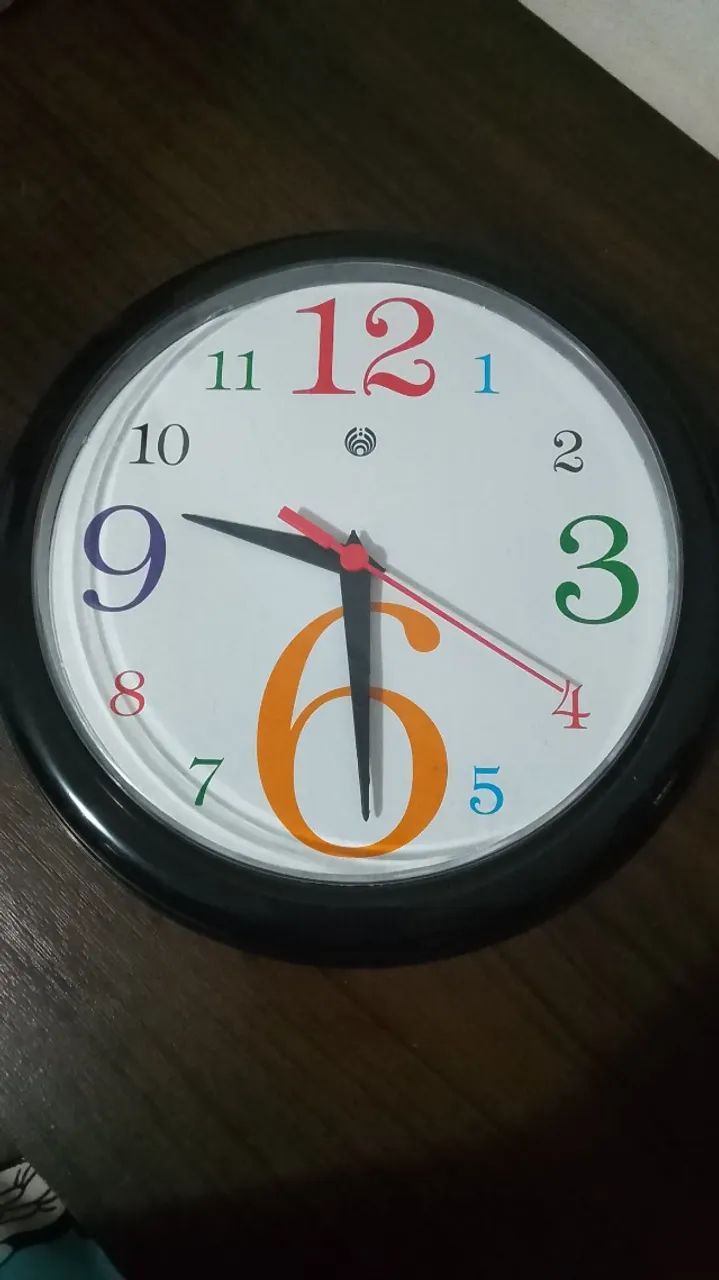 Relógio de parede lindo - Foto 5