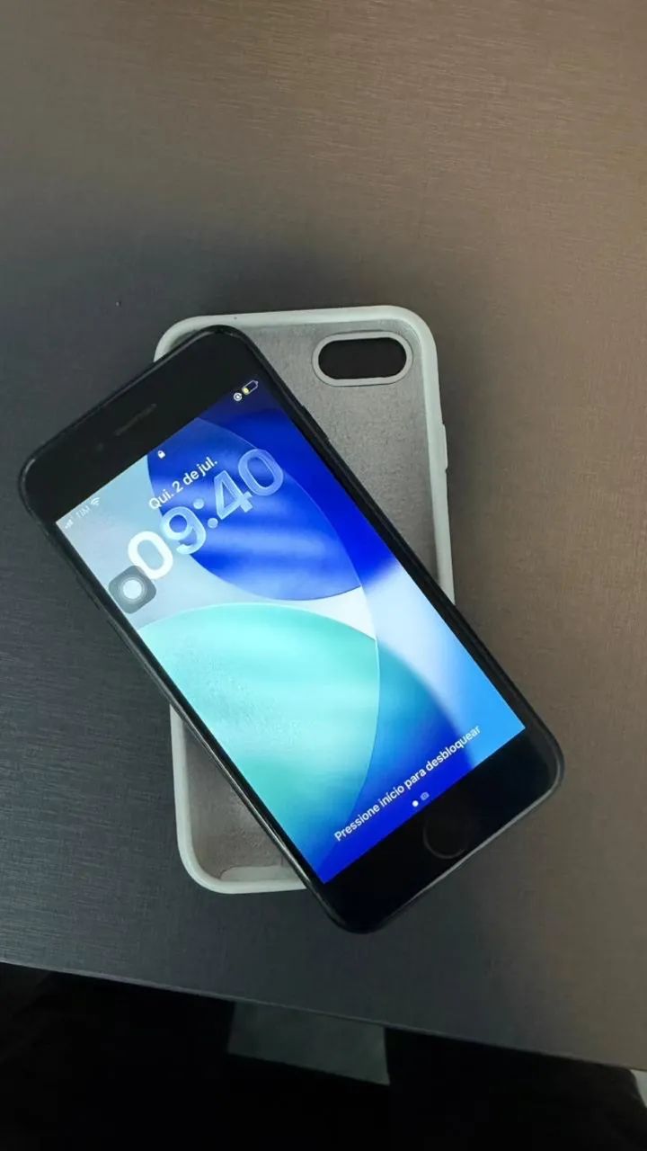 ? iPhone SE 128GB - Estado de Novo! ?   - Foto 2