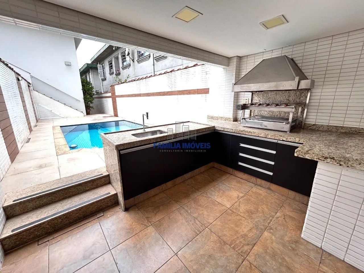 Vender ou alugar 3 quartos piscina churrasqueira Boqueirão Santos/SP