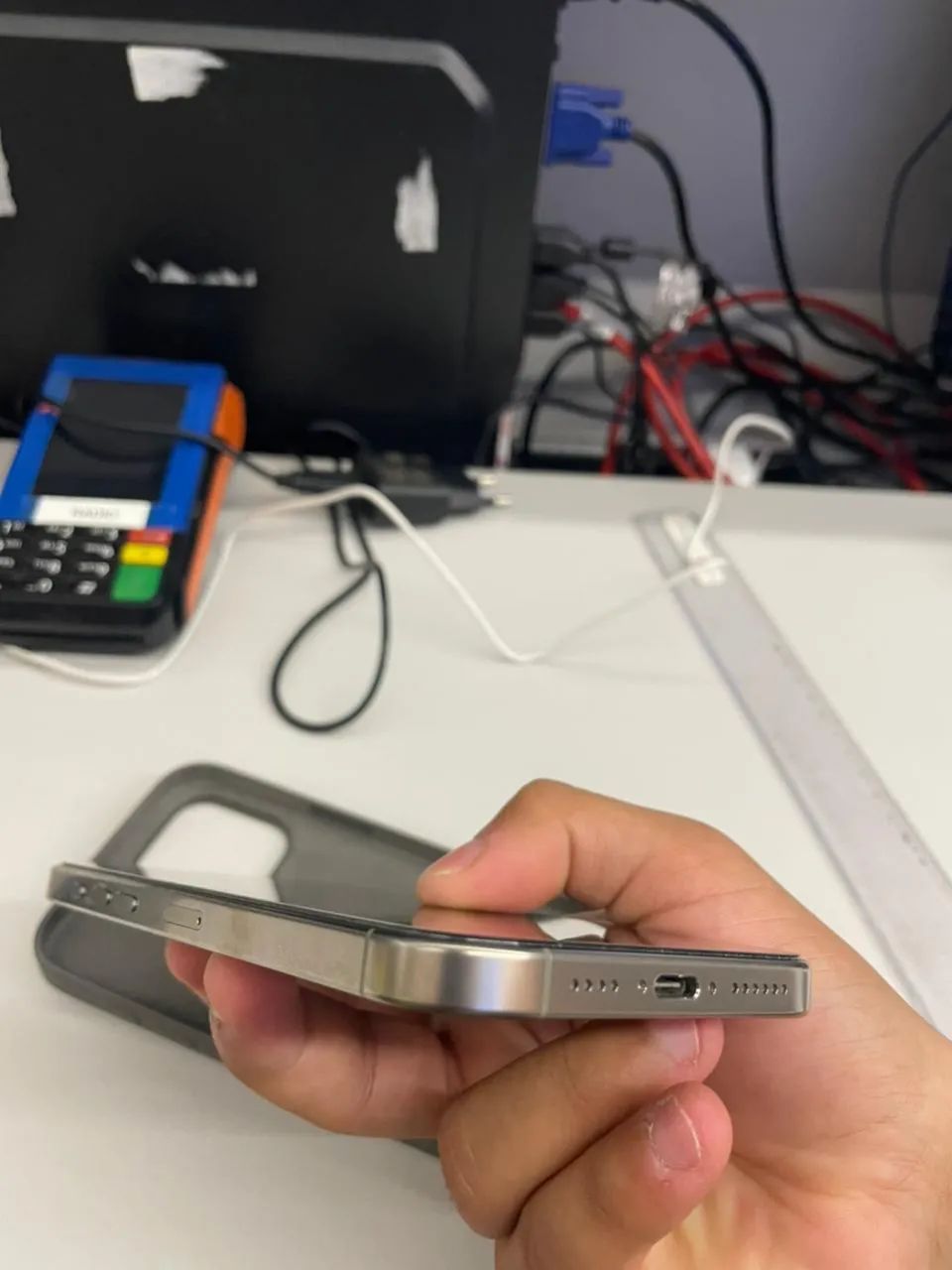 iPhone 16 pro max 512GB - Impecável - passo cartão  - Foto 5
