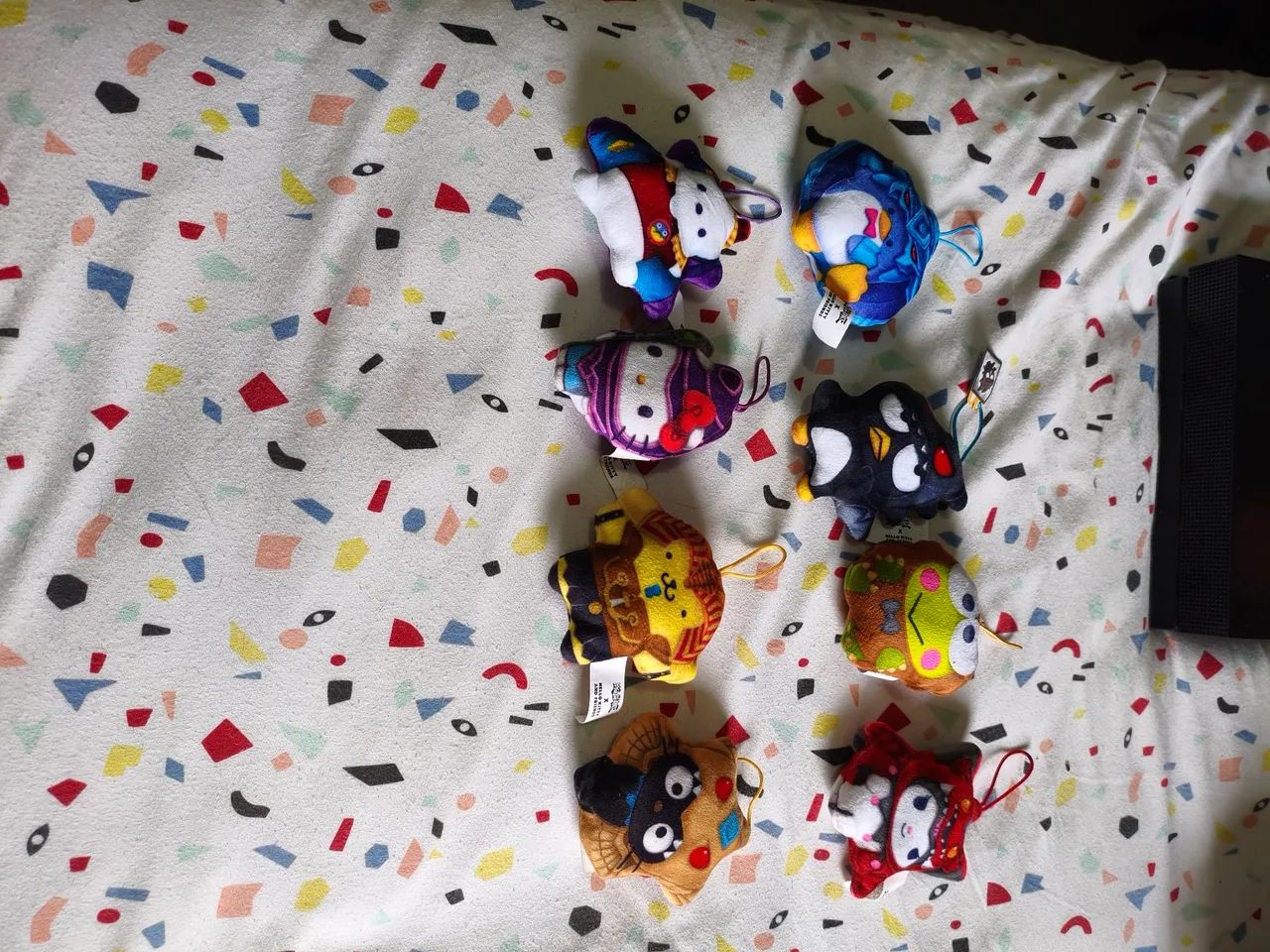hello kitty x yugioh chaveiros mc Donald's - Brinquedos e Jogos