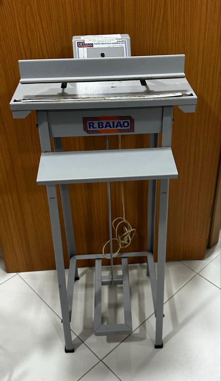 Seladora de Pedal R. Baião 