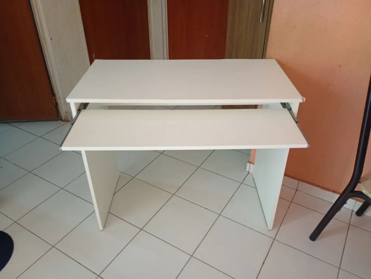 Mesa simples escritório 