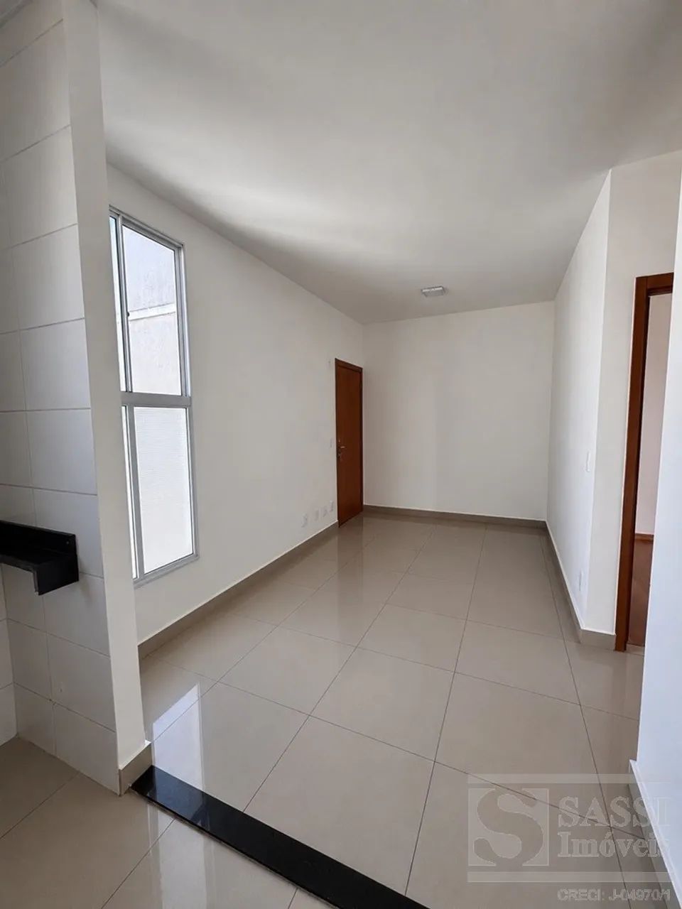 Apartamento em JARDIM MARAJOARA