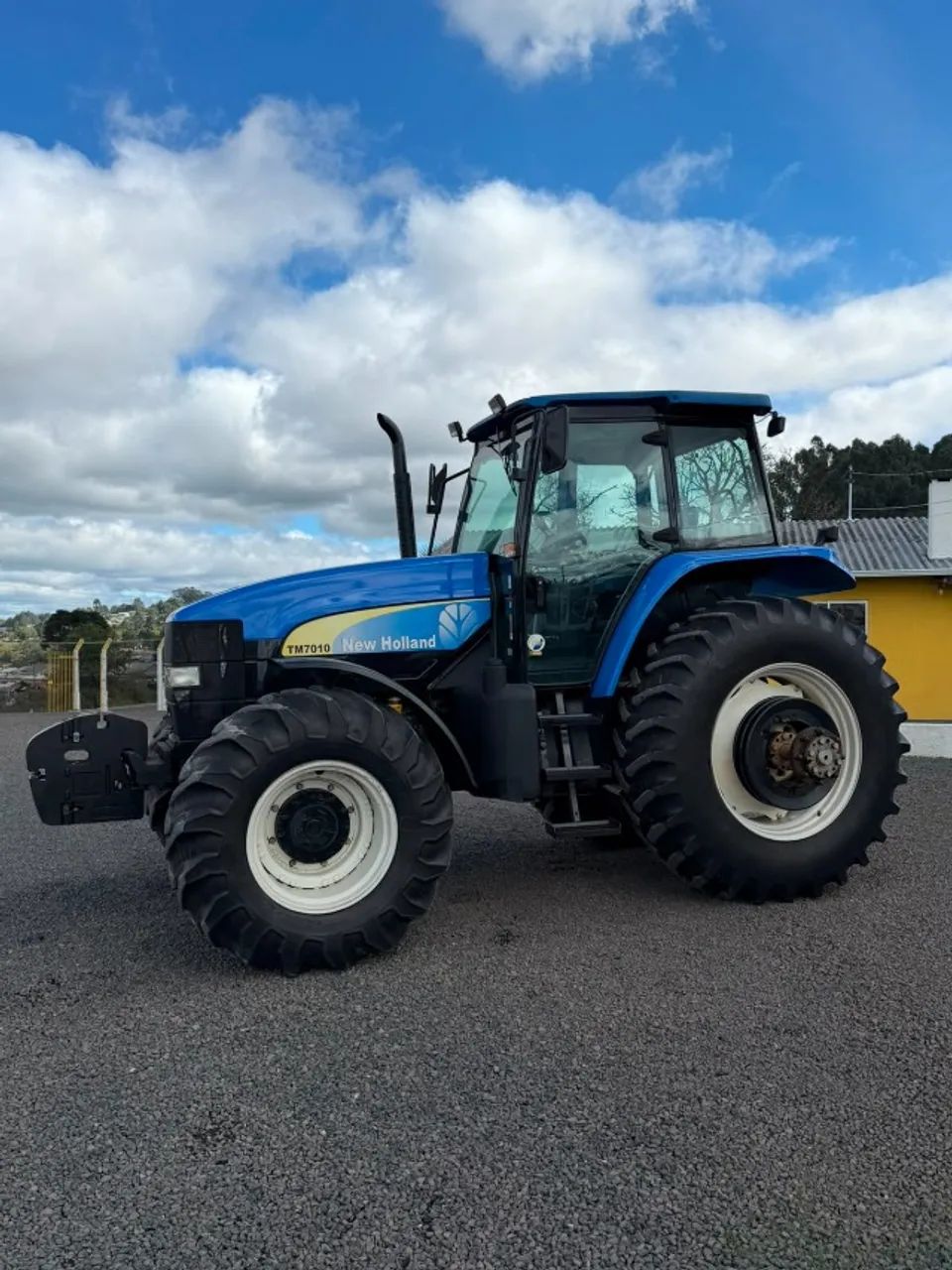TRATOR NEW HOLAND 7010 - Foto 2