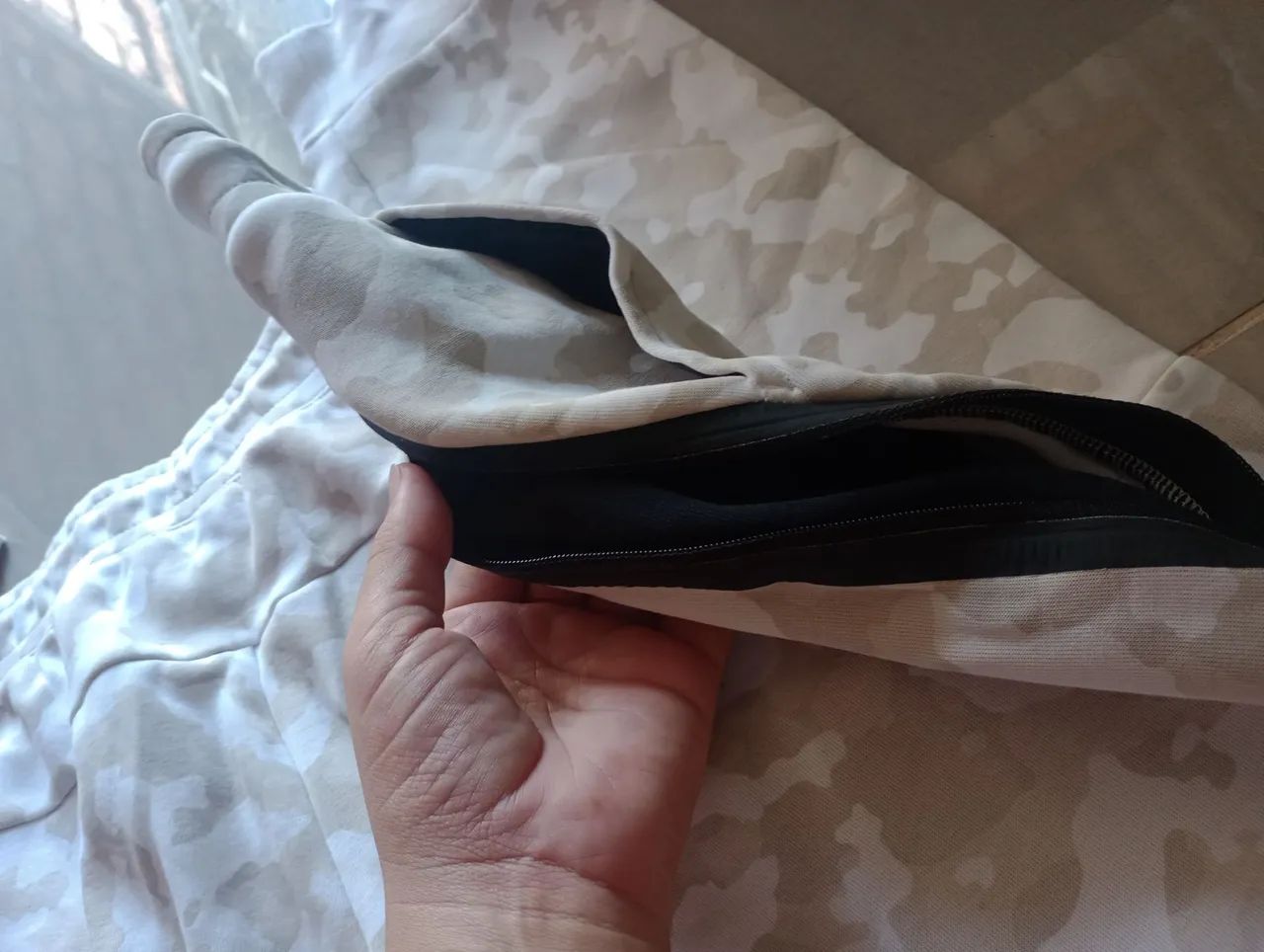 Calça moletom Nike com avaria - Foto 5