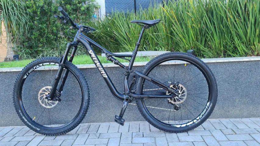 Torrando: Specialized Stumpjumper Comp Full Tamanho M 2018