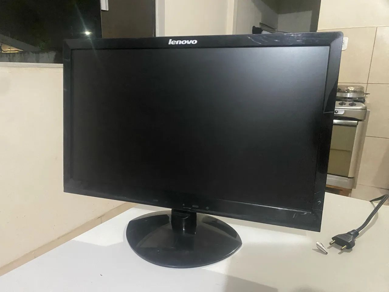 Monitor Lenovo 18,5? Widescreen
