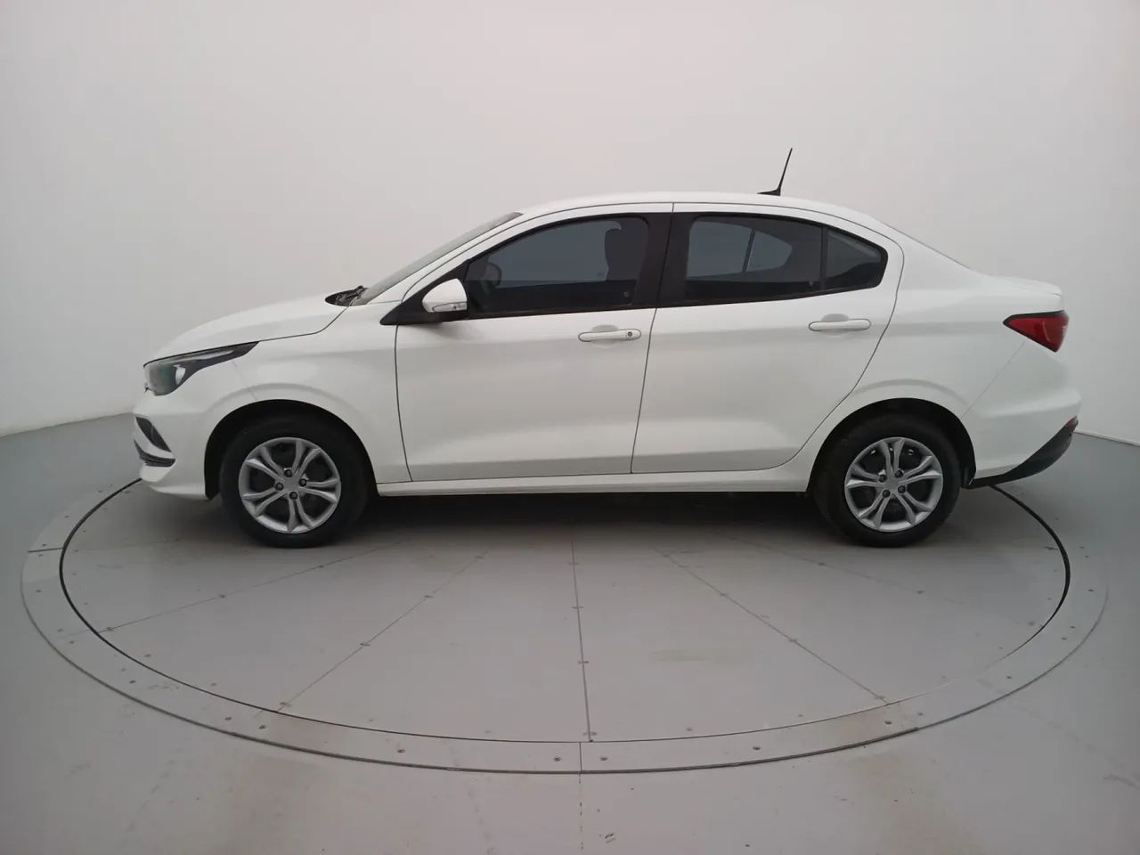 Fiat Cronos Drive 1.3 8V Flex Aut. 2025 - Foto 2