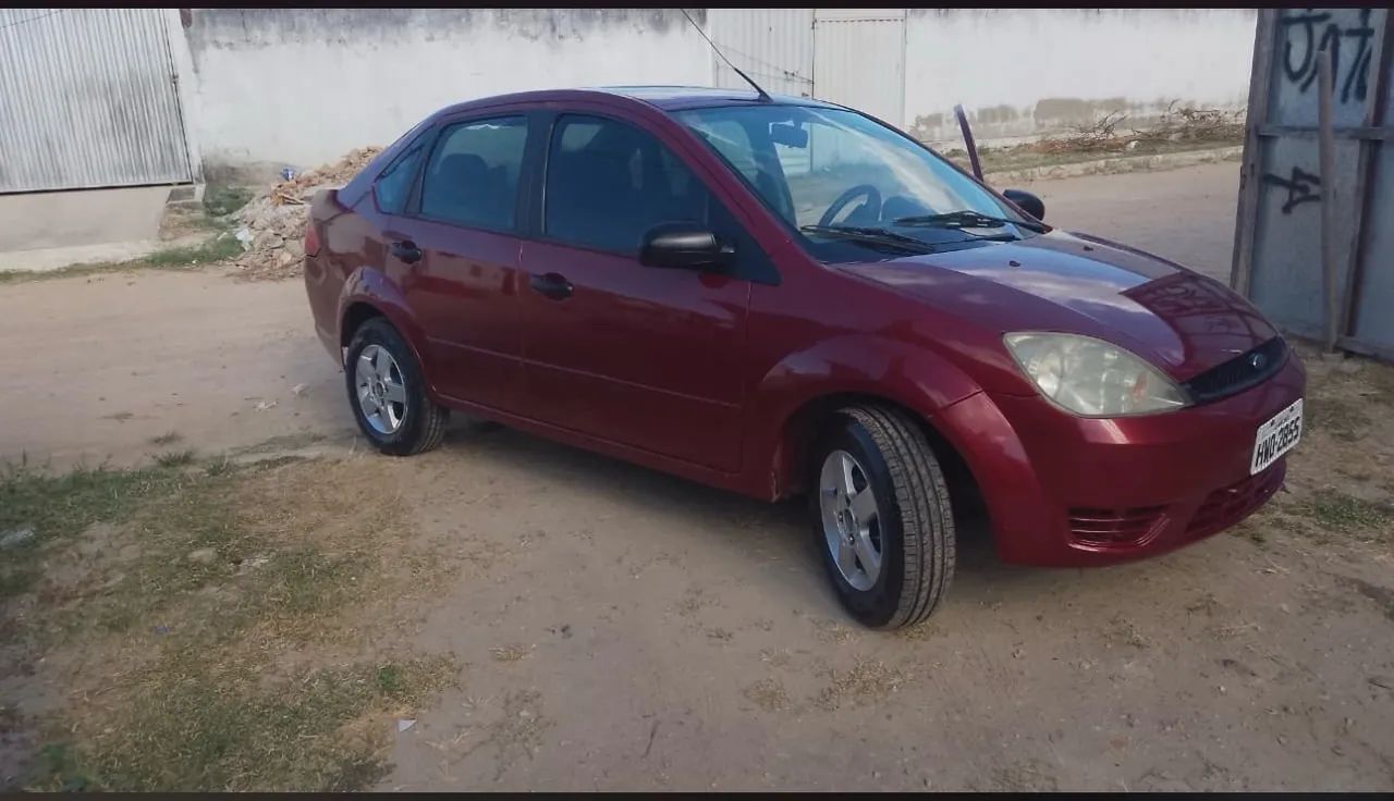 Ford Fiesta Fiesta Sed. Personnalité 1.0 8V 4p 2005