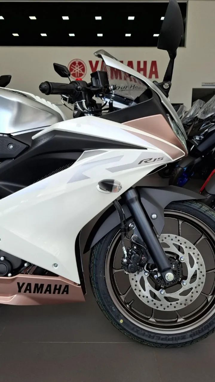 R15 2026 0KM  - Foto 2