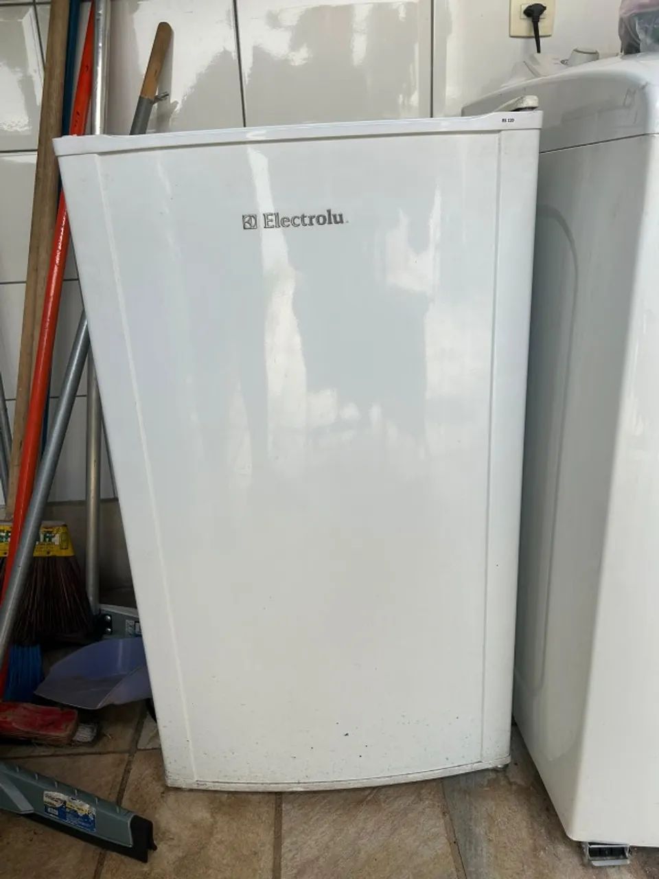 Frigobar Eletrolux - OPORTUNIDADE - Foto 4