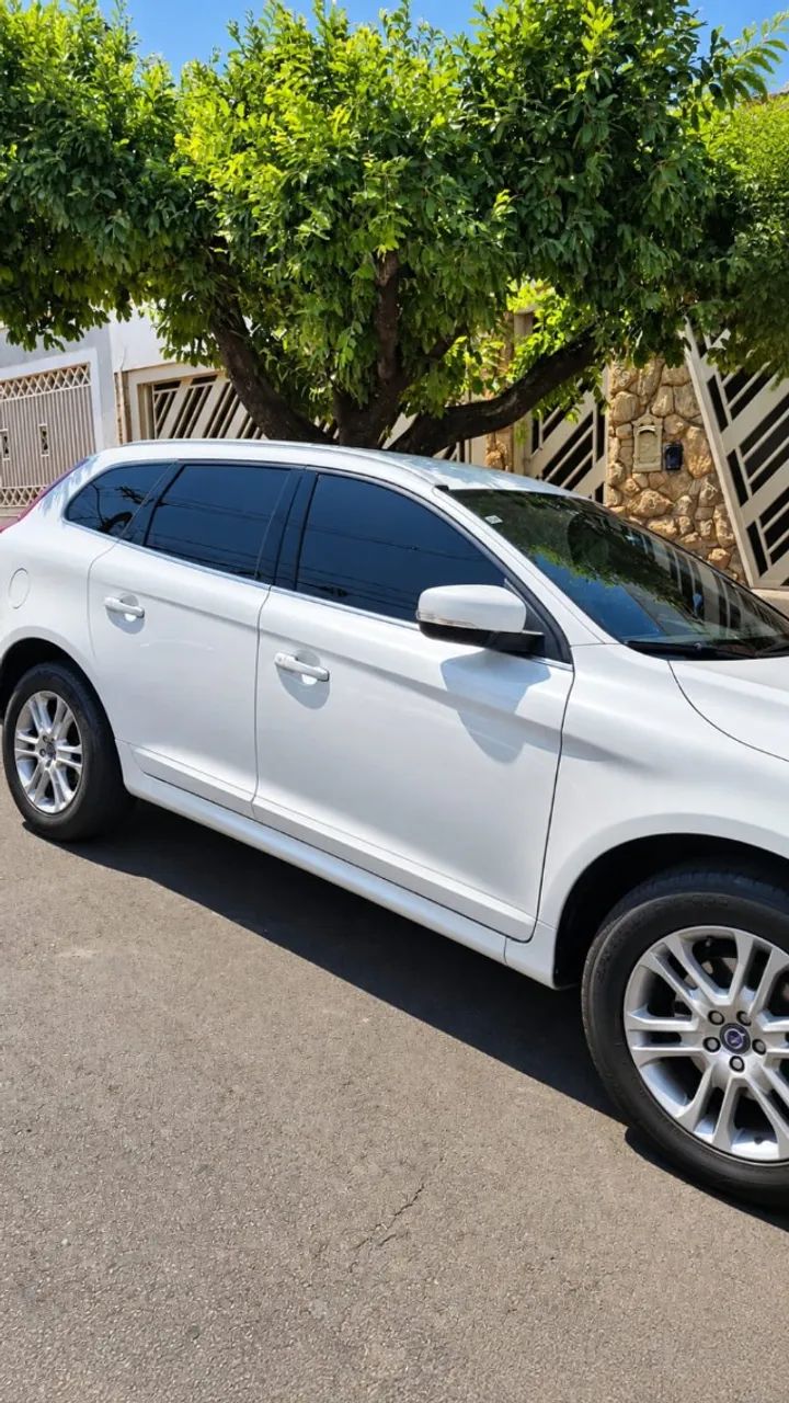 Volvo Xc XC 60 T-5 MOMENTUM 2.0 245cv FWD 5p 2016