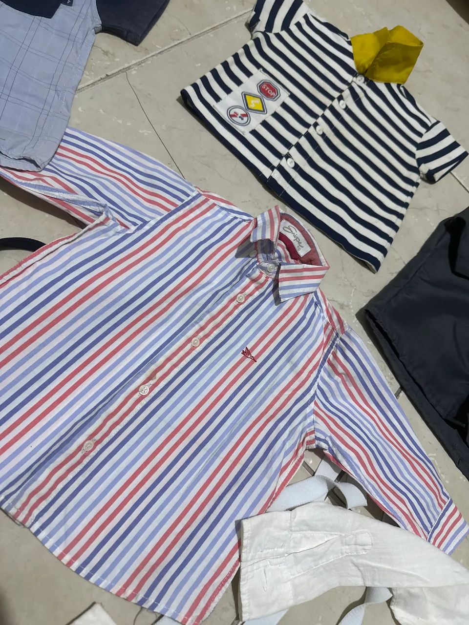 Calça com suspensório e camisas sociais infantil  - Foto 3
