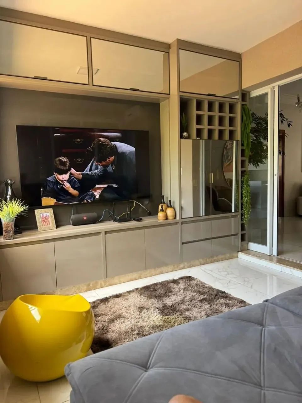 NOVISSIMO - Sobrado no Setor Universitário, 4 quartos, excelente área de lazer, pomar e ho - Foto 9