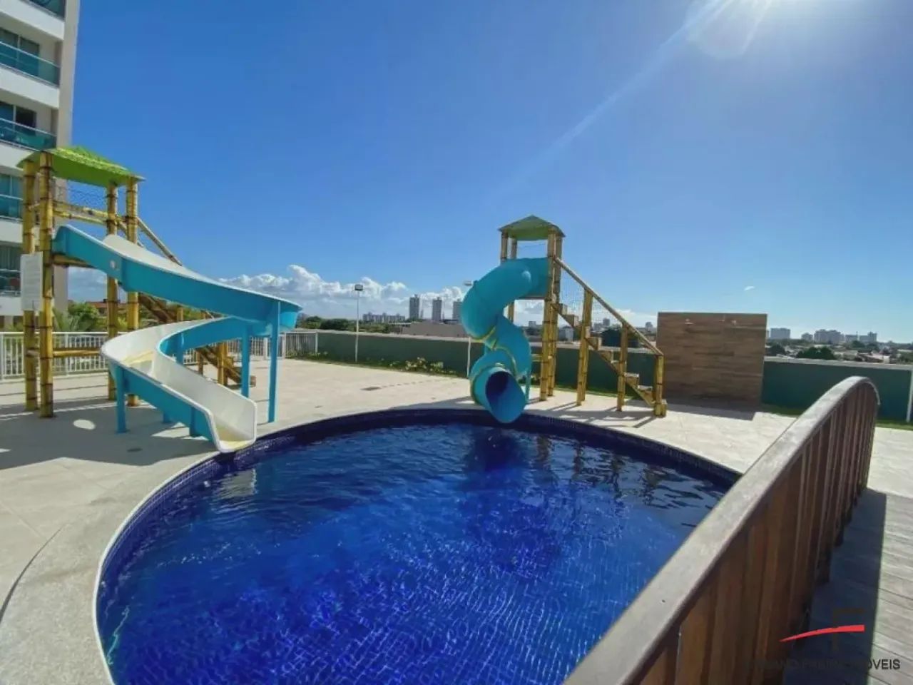 Apartamento a venda com 3 quartos no Condomínio Praça da Luz.
