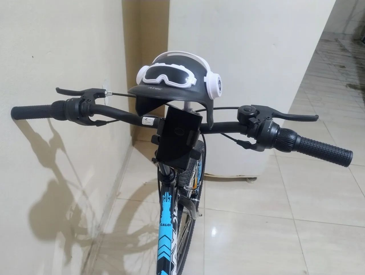 Bicicleta Aro 24 Semi Nova  - Foto 2