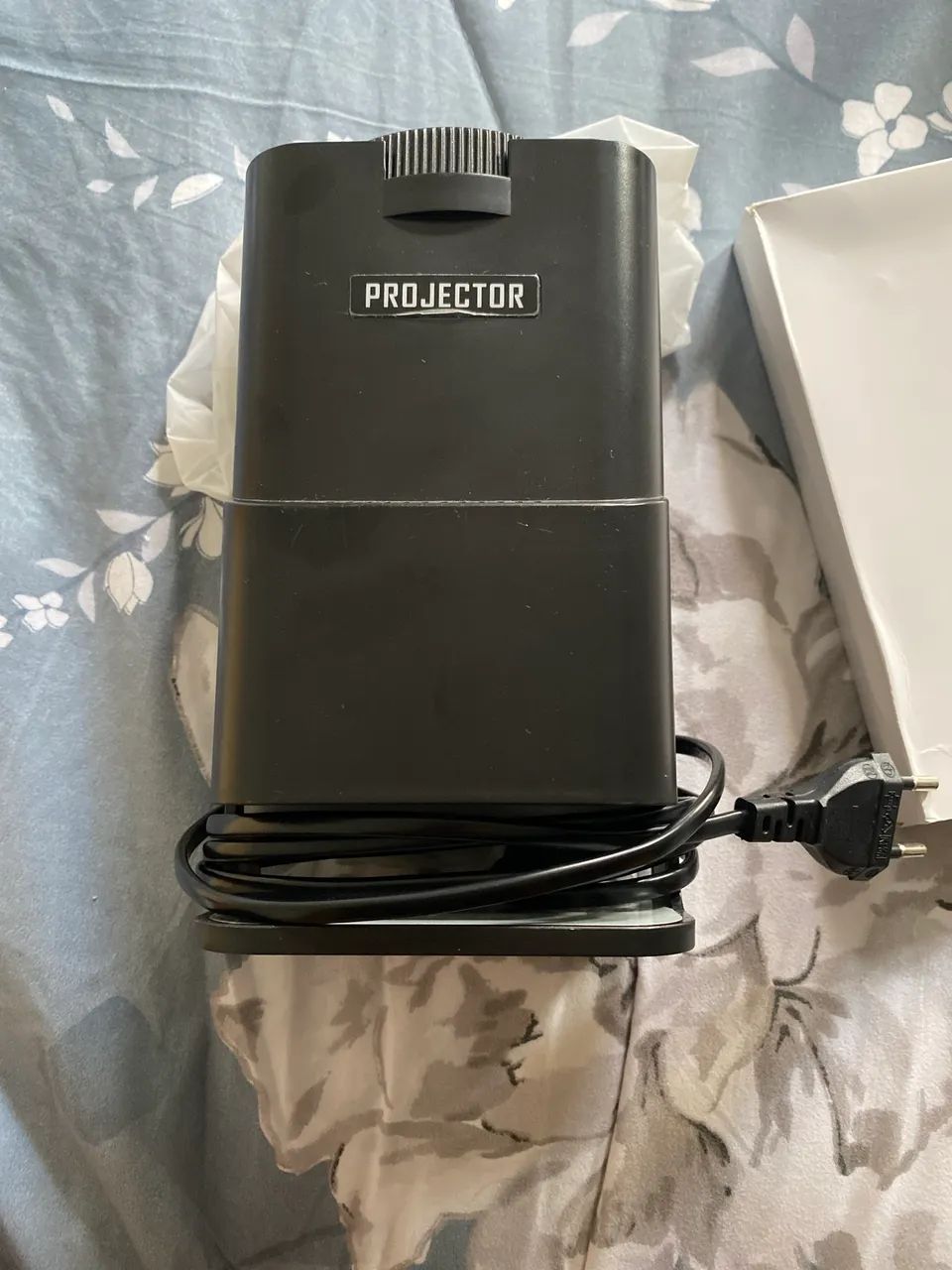 PROJETOR SMART HY320 ANDROID FULL HD 1920 X 1080 BLUETOOTH WI-FI - Foto 2