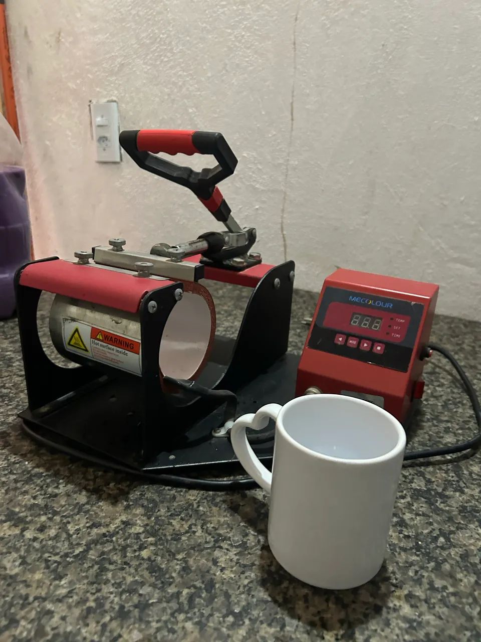 Prensa térmica para canecas  