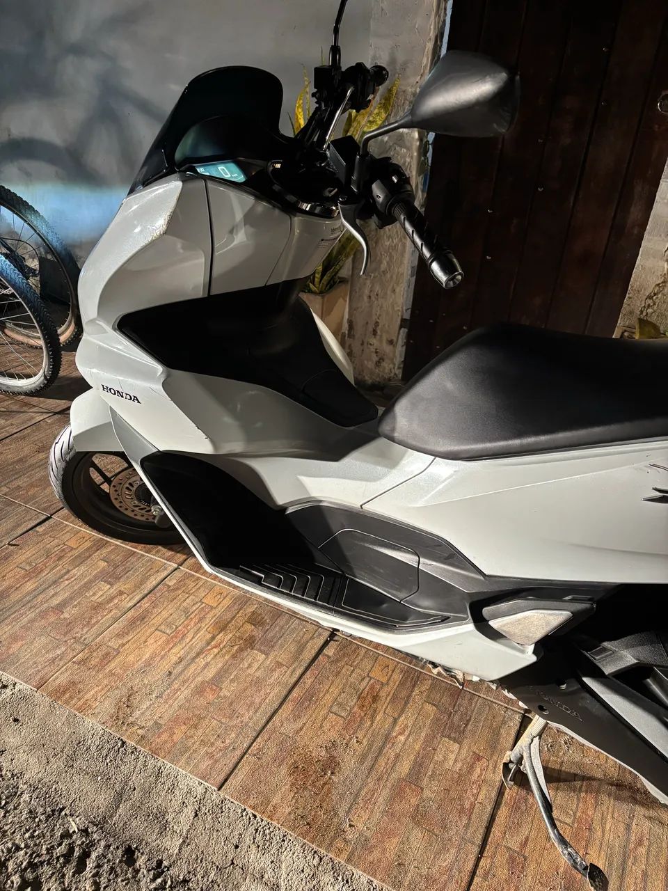 Honda PCX 2023 ABS - Foto 2