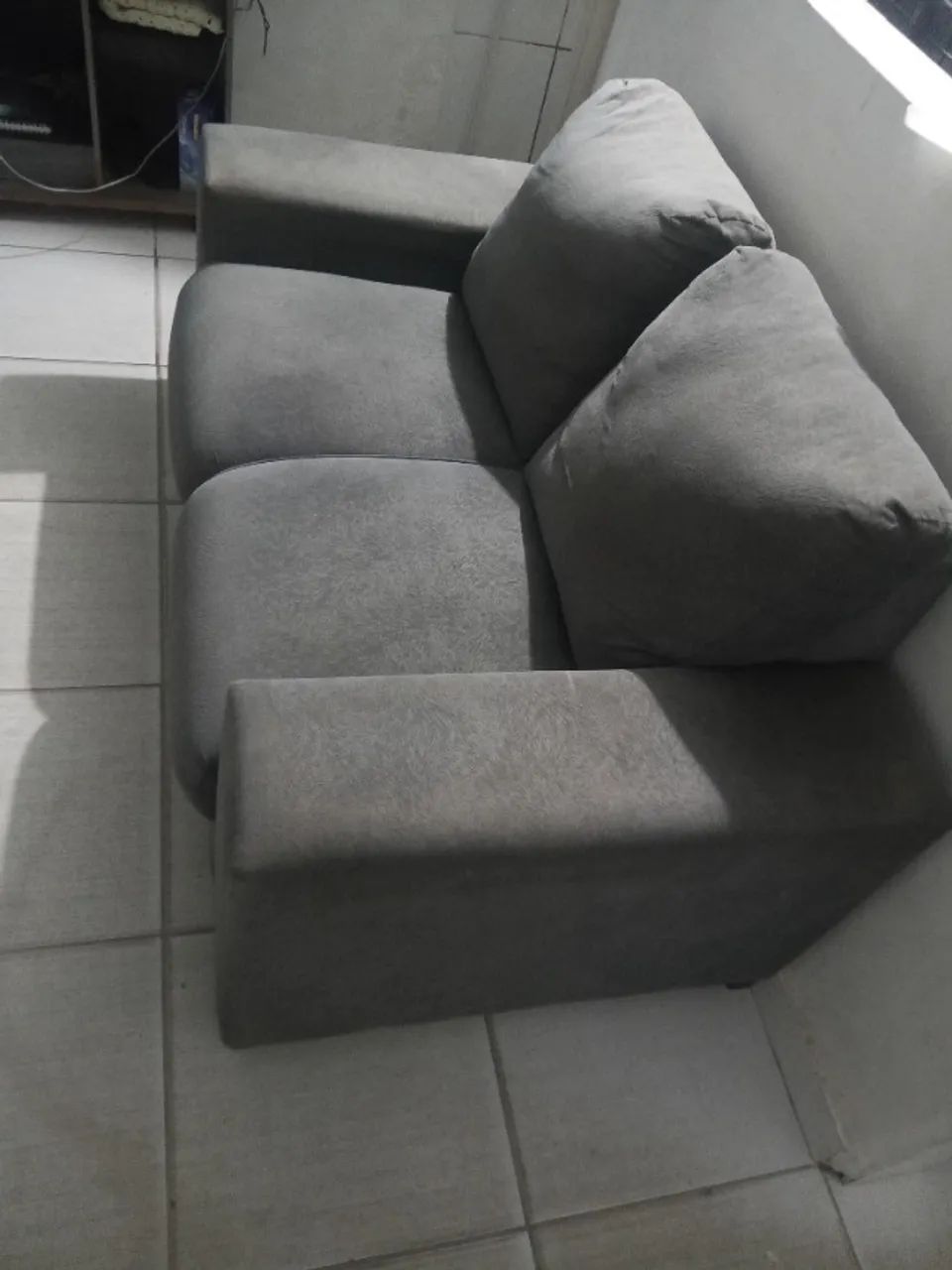 Sofá dois lugares cinza  - Foto 3