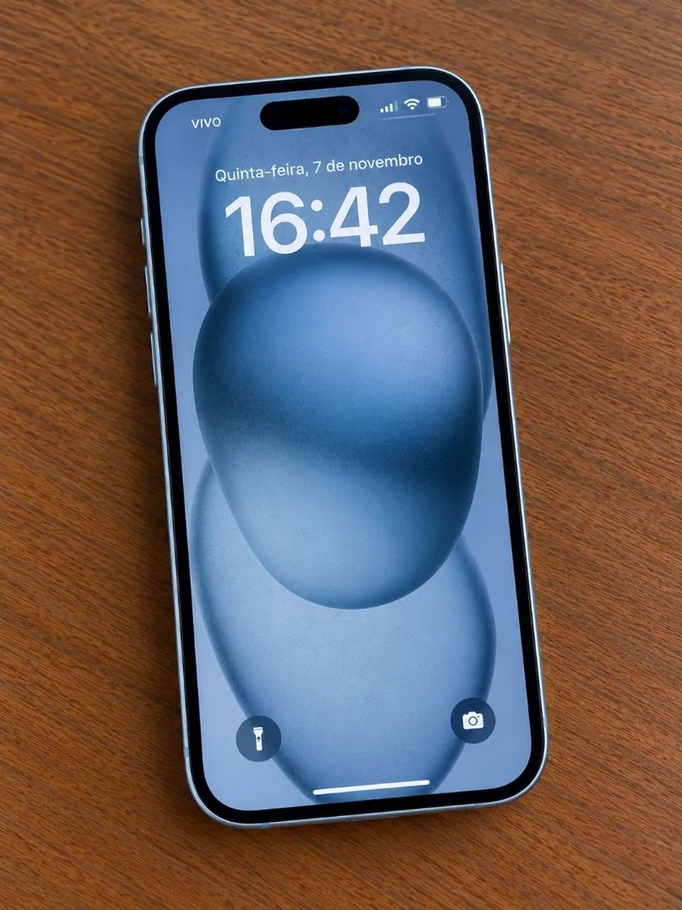 Iphone 15 Com bateria 98% origina - Foto 5