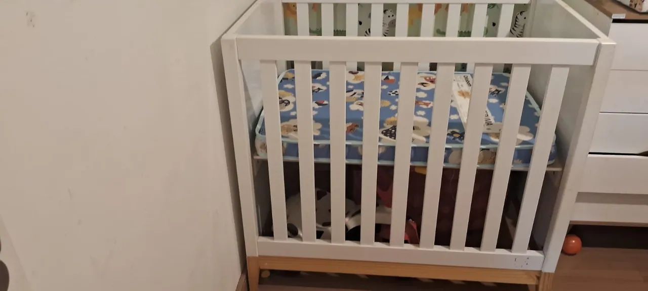 Berço Medio Amor Perfeito Divicar com Colchão 