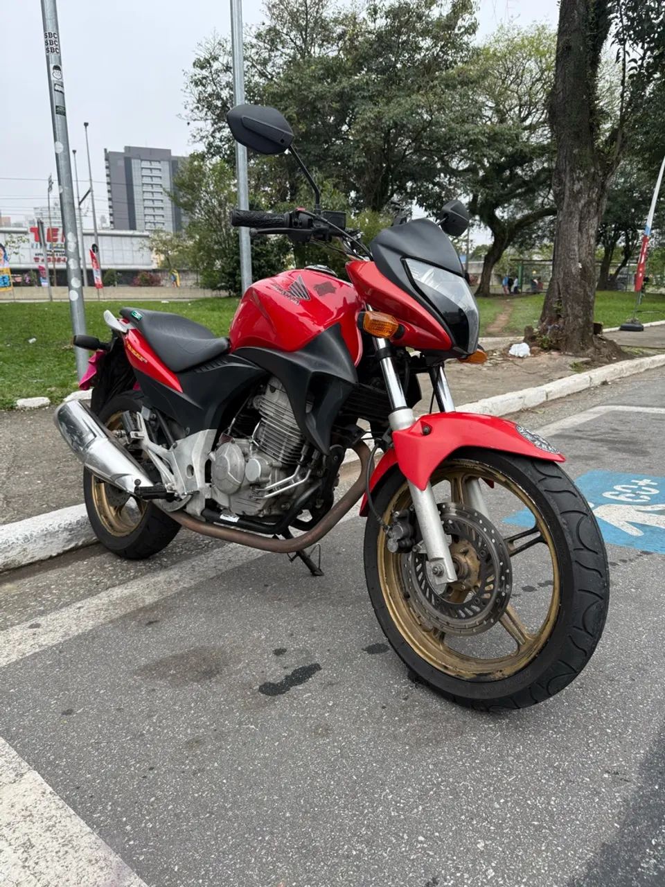 CB 300R - Foto 2
